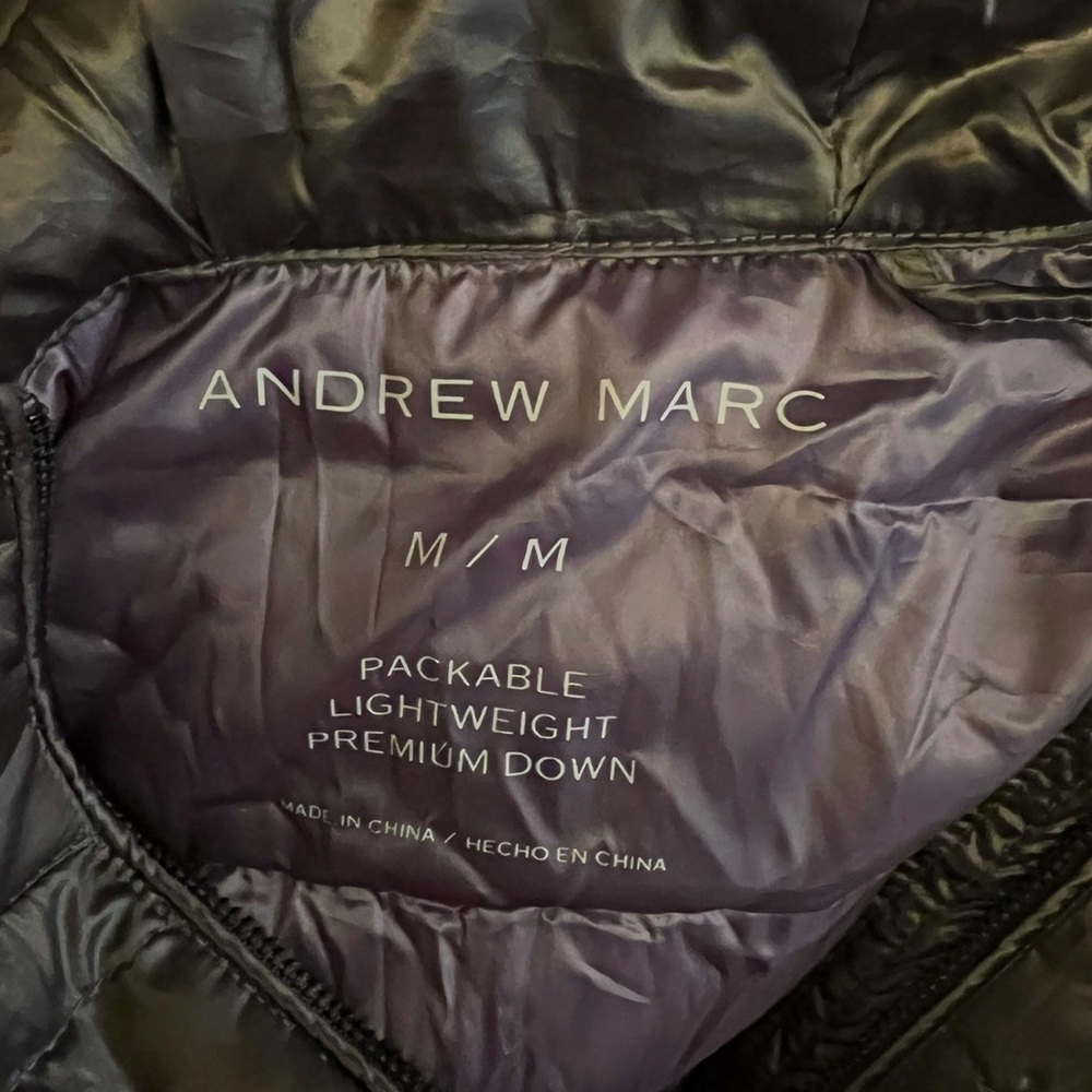 Lightweight premium down jacket